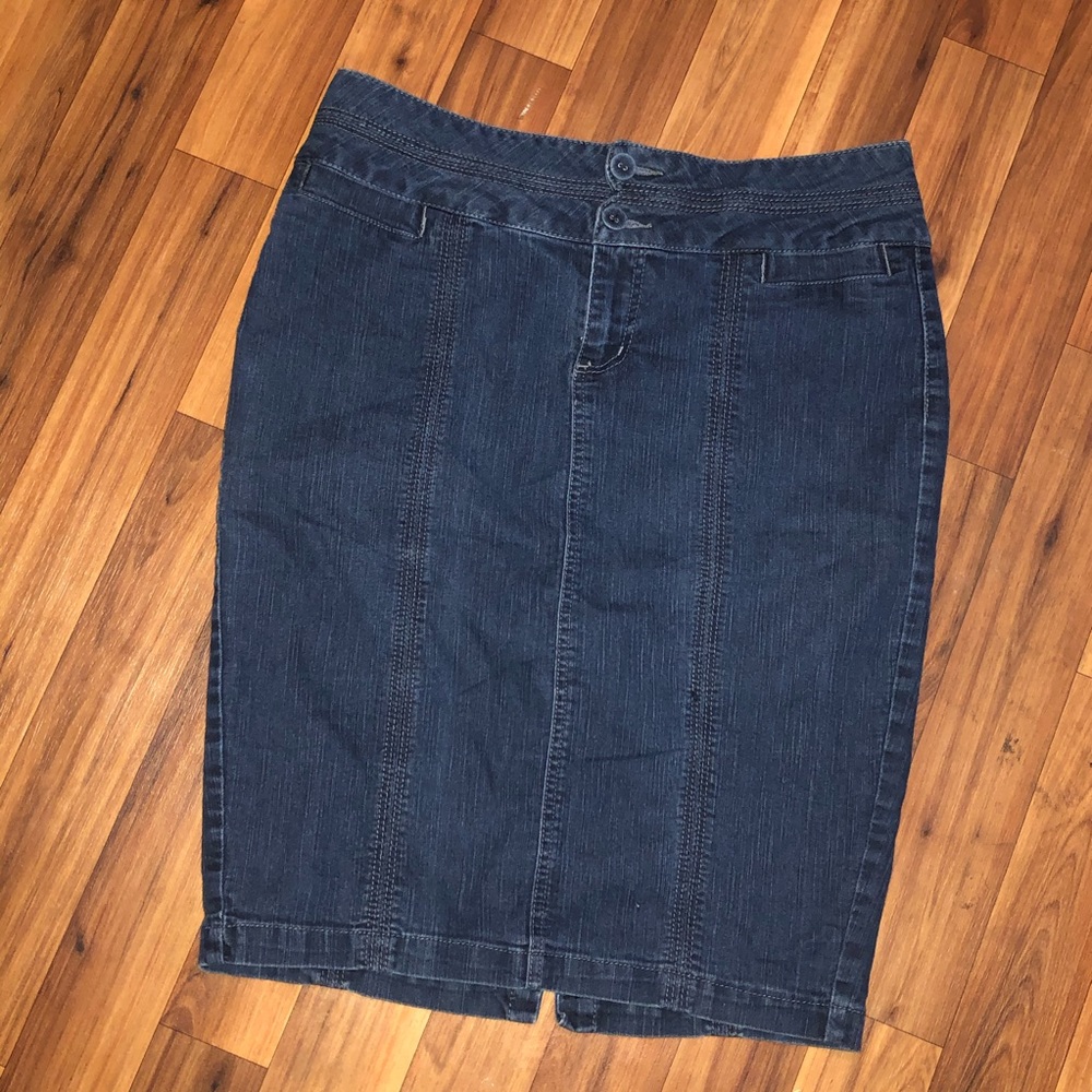 Venezia denim pencil skirt size 16